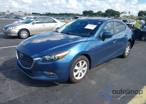 2018 Mazda Mazda3 Sport из США, поврежденный, VIN 3MZBN1U72JM216872